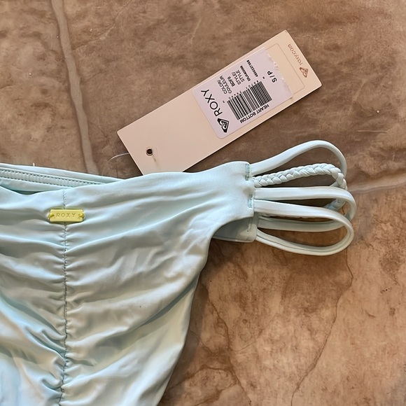 Roxy Bikini - Picture 4 of 4